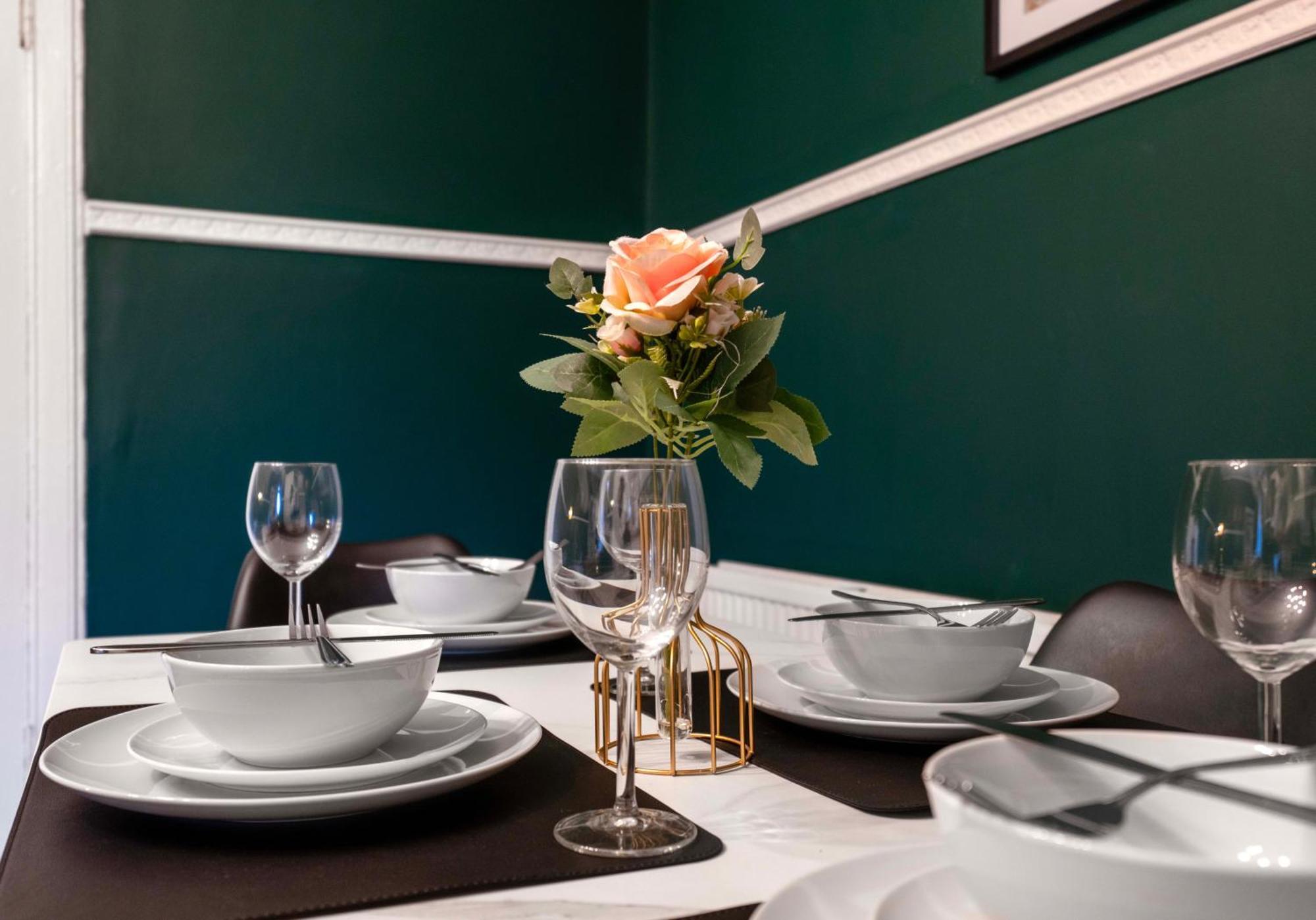 Alexander Apartment By Klass Living Coatbridge Ngoại thất bức ảnh