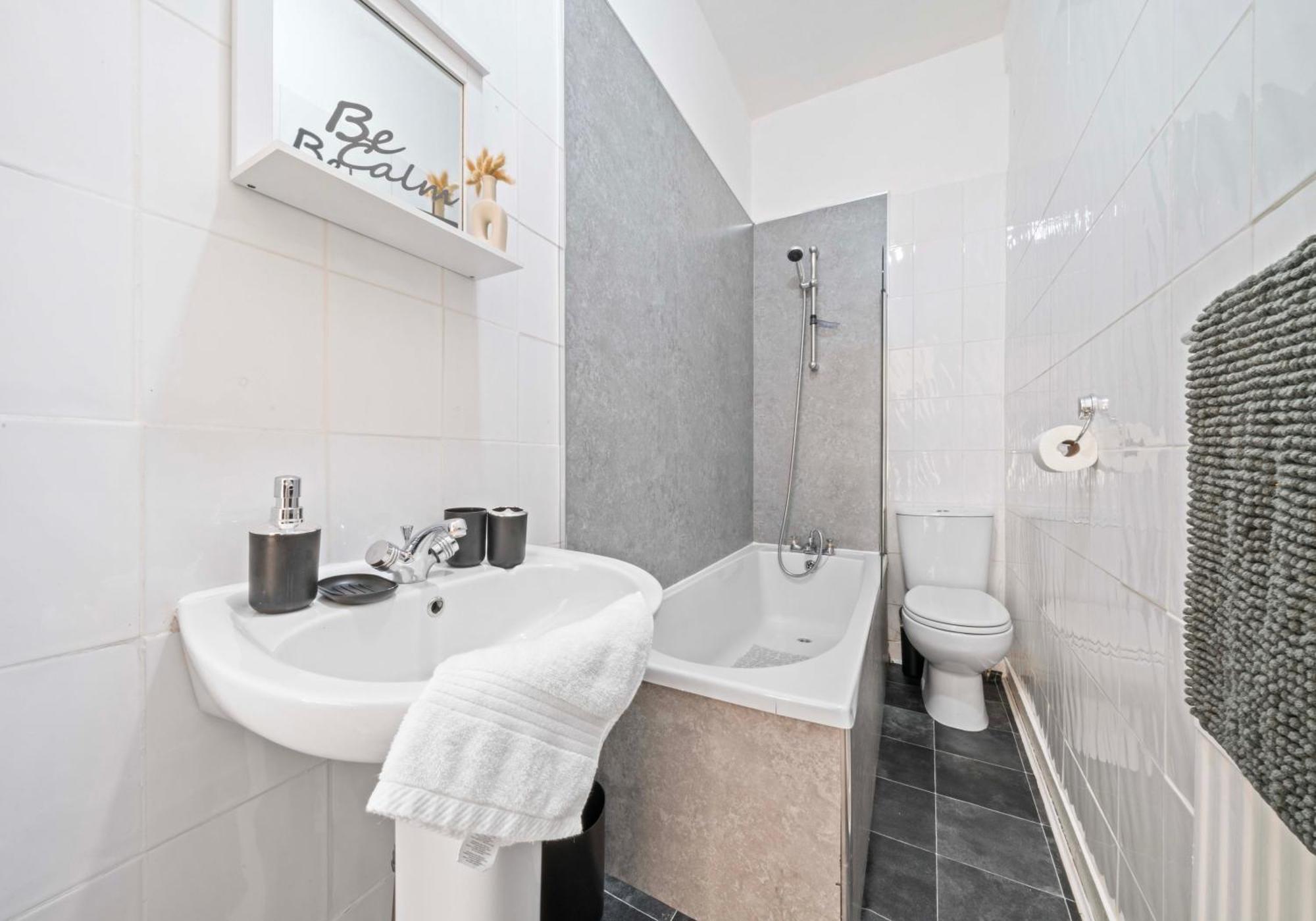 Alexander Apartment By Klass Living Coatbridge Ngoại thất bức ảnh